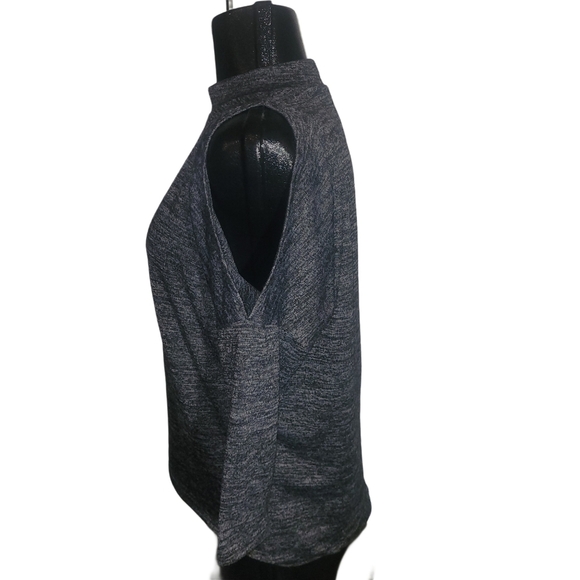 Grey Heathered Mock Neck Cold Shoulder Long Sleeve Top M - Picture 5 of 6